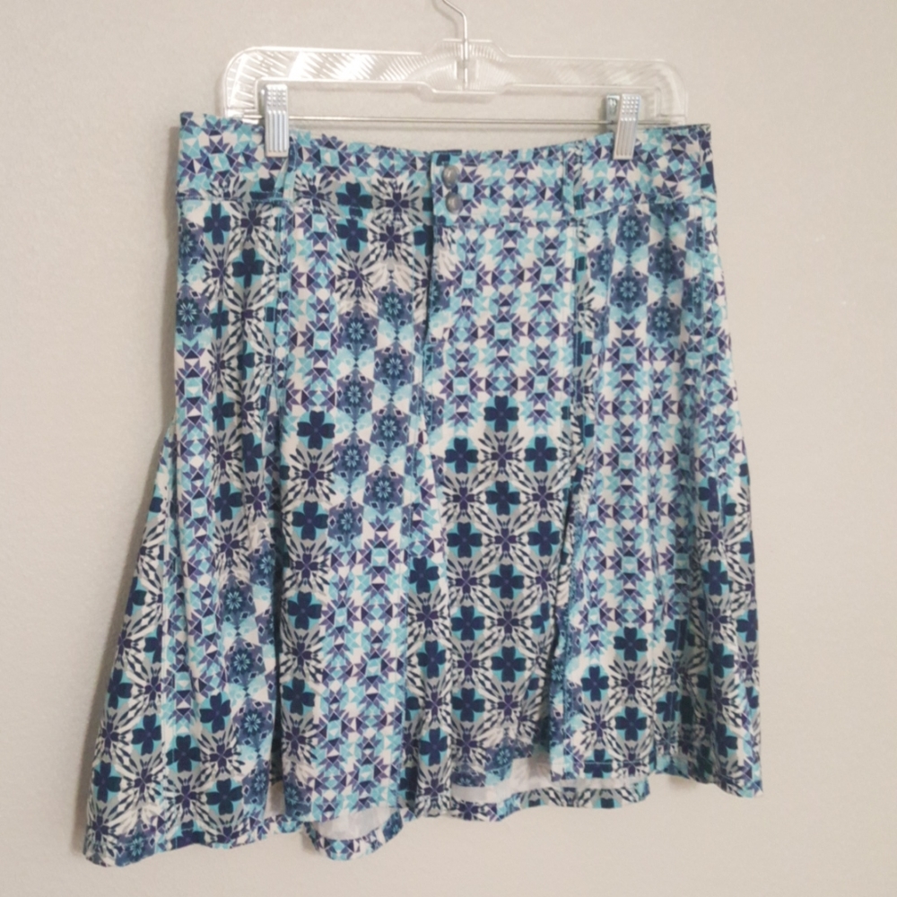 Athleta Skort with Floral Geometric pattern